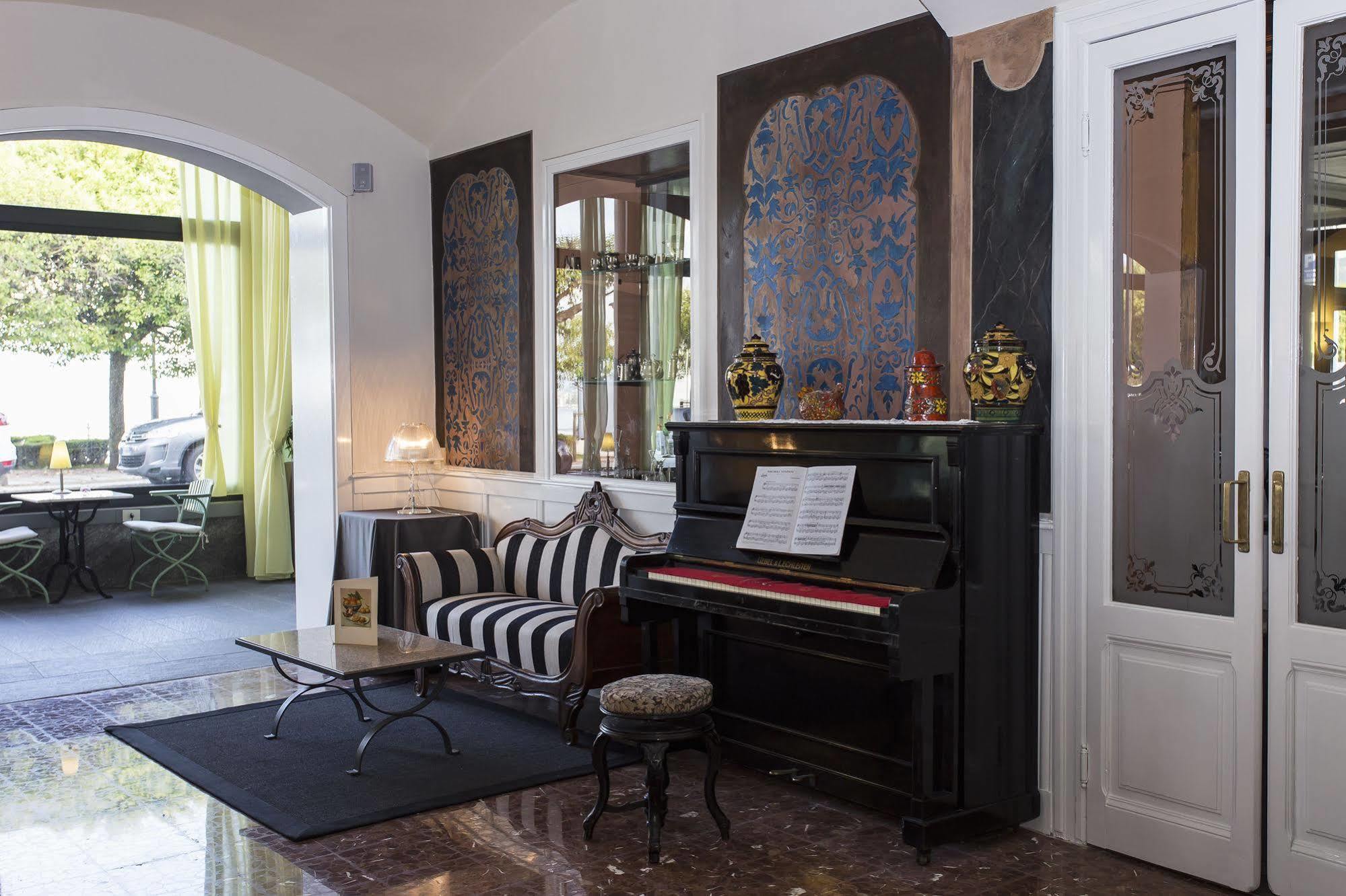 Hotel Beau Rivage Baveno Exterior foto